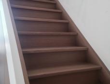 Massief eiken trap